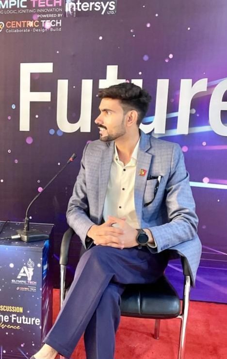 Brand Ambassador Zaid Ali at Olympic Tech Event Zaid Ali speaking as Brand Ambassador at Olympic Tech Event Aptech Shahrah-e-Faisal Karachi